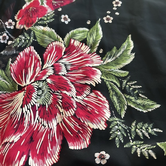 Floral pattern dress; signature by Robbie Bee - Picture 4 of 4